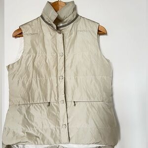 Beige (hint of green shade) sleeveless jacket